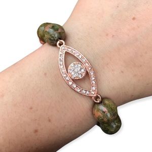 Green agate gemstone Evil Eye Beaded stretch Bracelet